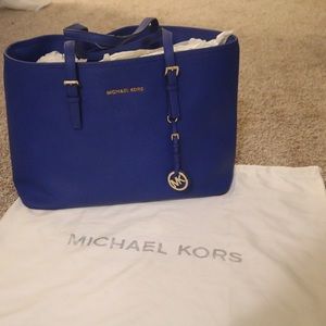 Michael Kors Saffiano Tote - Royal